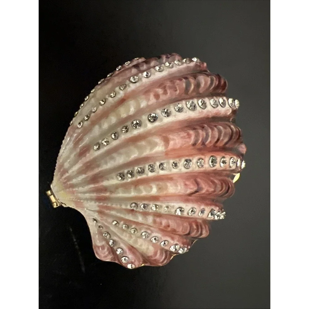 N/A enamel clam